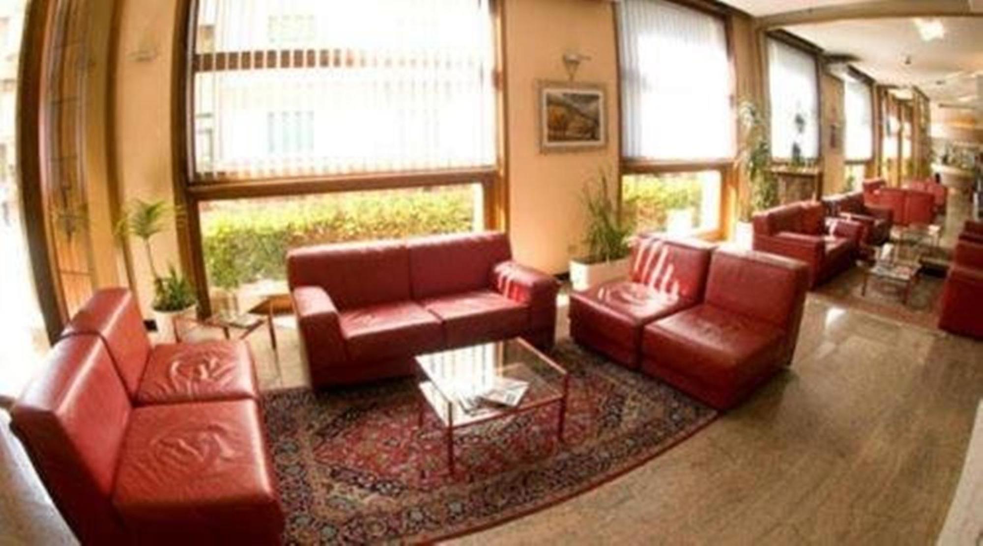 Hotel Milano Пистоя Екстериор снимка